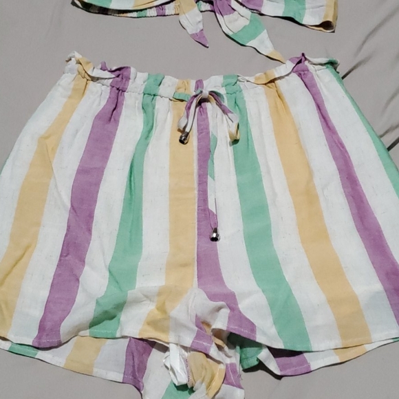 Set - Picture 3 of 3